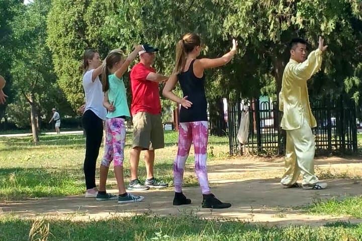 Beijing Tai Chi and Houhai Bike Tour: Private Tai Chi Class & Hutong Ride photo 4