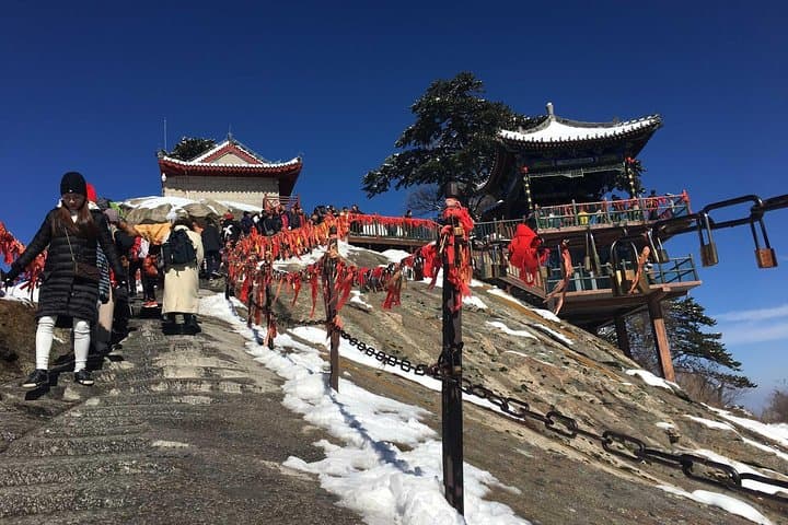 Xi'an 2-Day Private Tour: Terracotta Army & Mount Huashan Hike photo 5
