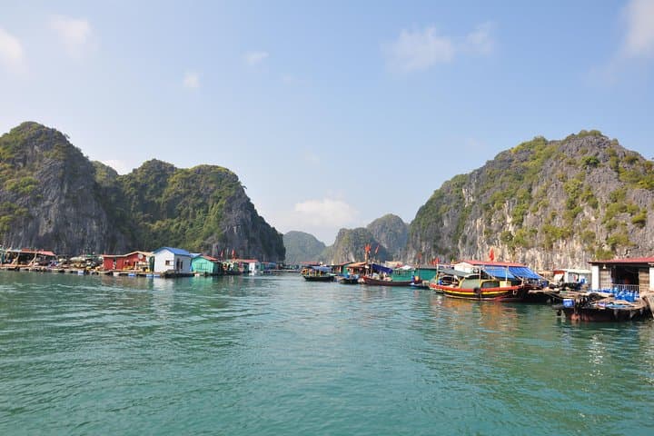 Red River Delta Loop: 6-Day Hanoi to Bai Tu Long Bay Cultural & Cruise Adventure photo 3