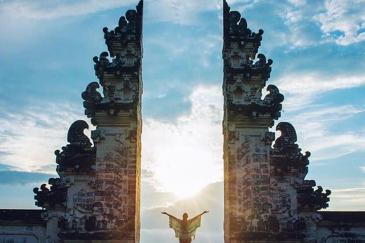 Gateway to Heaven: Lempuyang Gates and Tukad Cepung Waterfall Day Tour photo 2