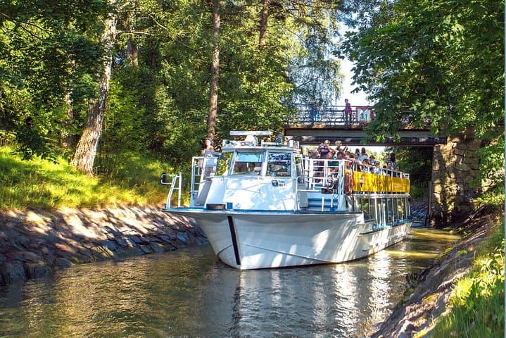 Helsinki Canal Cruise: 90-Minute Archipelago Sightseeing photo 5