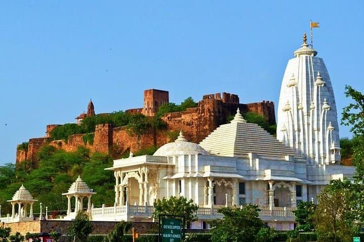 Jaipur Same-Day Private Tour from Delhi — Amber Fort, City Palace & Hawa Mahal photo 5