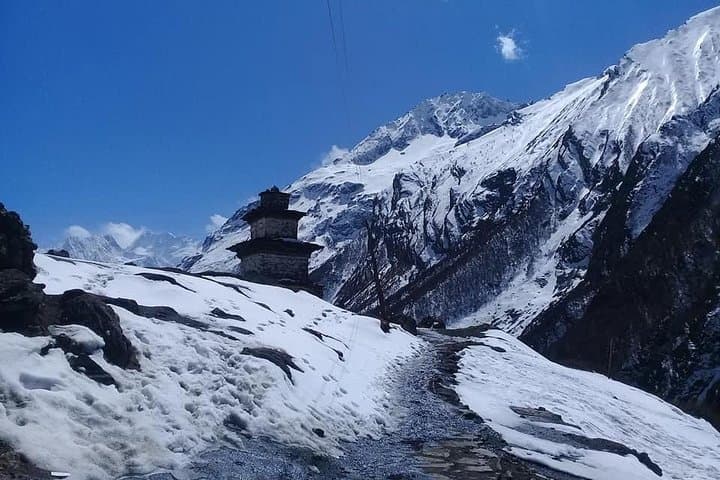 Manaslu Larke Pass Trek: 16-Day High-Altitude Crossing and Cultural Trail photo 6