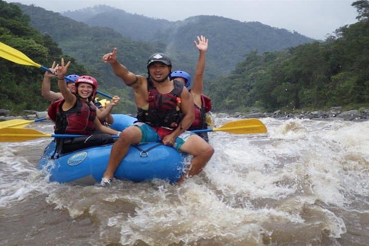 Baños Adventure: 3-Day Waterfalls, Rafting, Canyoning & Swing Experience photo 3