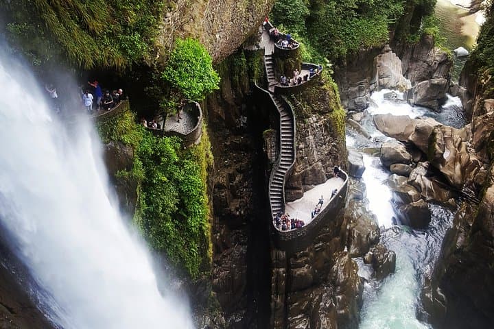 Baños Adventure: 3-Day Waterfalls, Rafting, Canyoning & Swing Experience photo 4
