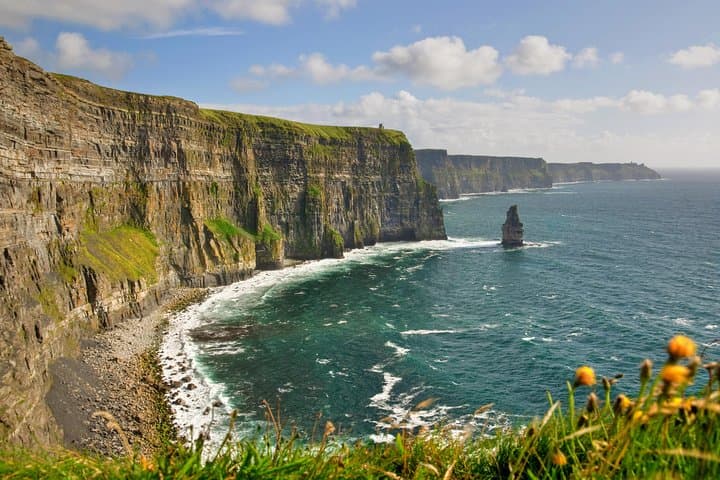 2-Day Cliffs of Moher, Connemara & Galway Bay Rail Tour from Dublin