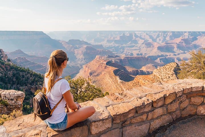 Day Trip from Las Vegas to Grand Canyon South Rim — Small-Group Bus Tour Guide