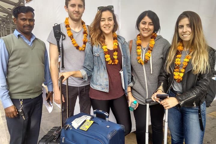 Seamless Private Transfer From Delhi Airport to Hotel — Meet & Greet Service photo 6