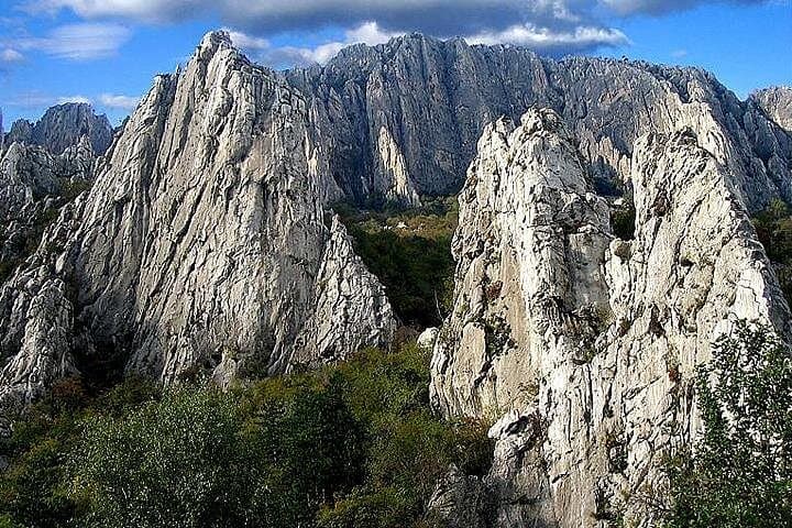 Vratsa Karst & Ledenika Cave Day Hike — Borov Kamak Waterfall and Show Cave Tour photo 1