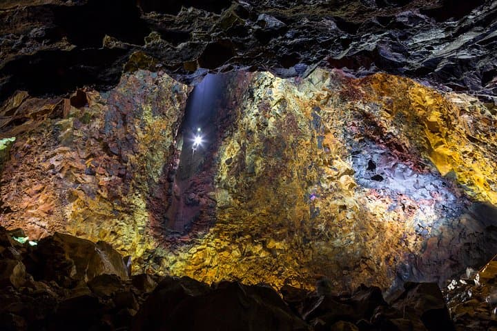 Descend Into Thrihnukagigur: Inside the Volcano Tour from Reykjavík photo 5
