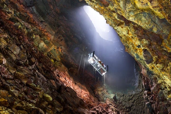 Descend Into Thrihnukagigur: Inside the Volcano Tour from Reykjavík