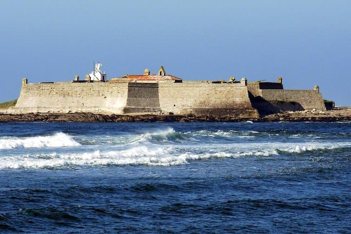 Lisbon to Cascais Coastal Drive: Private Day Tour to Guincho, Cabo da Roca & Ericeira photo 3