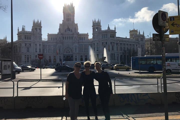 Madrid Highlights Running Tour: 90-Minute City Run from Puerta del Sol photo 4