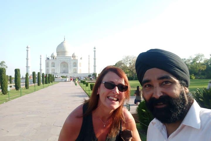 Private No‑Shopping Taj Mahal Tour: Full‑Day Multilingual Guide in Agra photo 3
