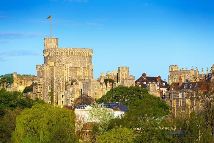 Windsor Castle & Stonehenge: Extended Day Trip from London with Snack Pack photo 2