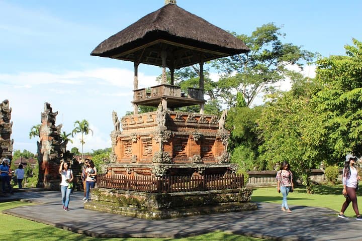Bali Highlands: Temples, Leke Leke Waterfall & Handara Gate — Private Day Tour photo 3
