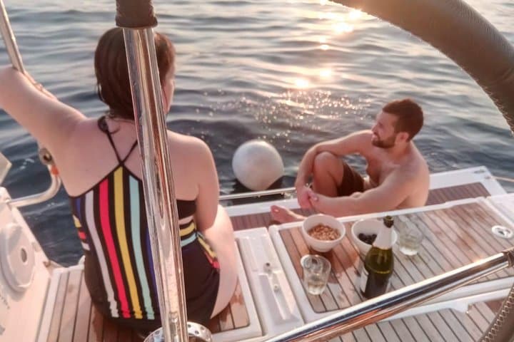 1-Hour Barcelona Sailing Cruise: Open Bar, Snacks & Skyline Views photo 6