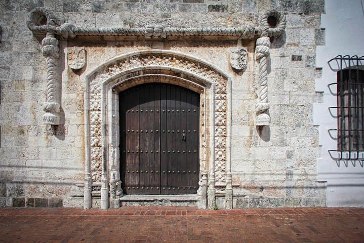 Santo Domingo Day Tour from Punta Cana — Colonial Zone, Cathedral & Columbus Lighthouse photo 5