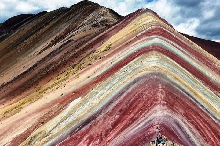 Full-Day Vinicunca (Rainbow Mountain) Trek — From Cusco to the Seven Colors photo 4