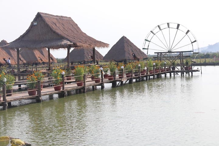 Siem Reap Floating Village Boat Tour: 3-Hour Guided Tonle Sap Experience photo 5