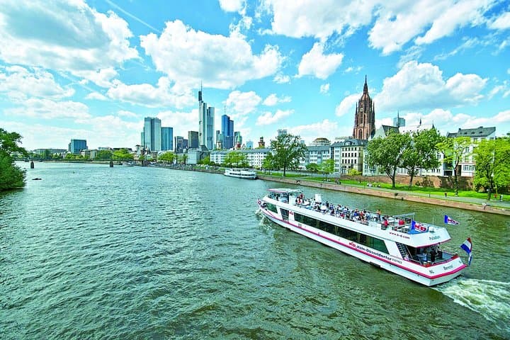 Frankfurt Highlights: 1-Hour Main River Sightseeing Cruise photo 2