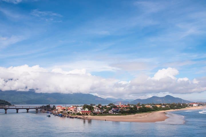 Hoi An to Dong Hoi by Private Car: Hai Van Pass, Hue & Lap An Lagoon in a Day photo 3
