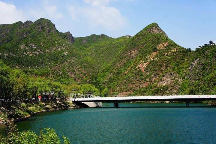 Longqing Gorge Day Trip from Beijing — Self-Guide with Private English-Speaking Driver photo 4
