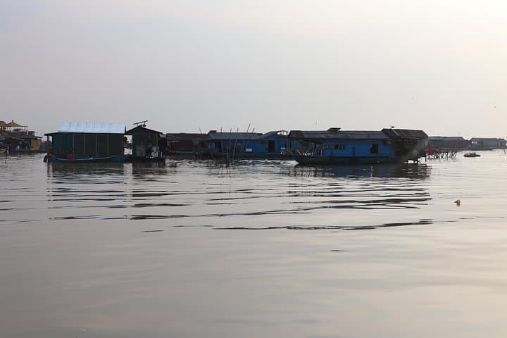 Kompong Phluk Half-Day Boat Tour from Siem Reap — Stilt Village & Flooded Forest photo 2