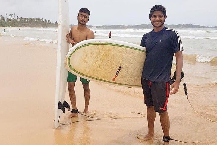 Beginner Surf Lessons in Unawatuna — 2-Hour Guided Surfing on Sri Lanka’s South Coast photo 1