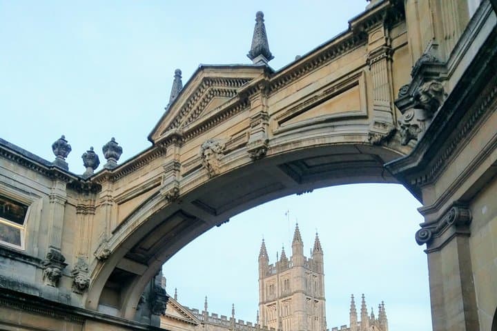 Bath Extended Walking Tour with Blue Badge Guide — 4-Hour Historic City Walk photo 2