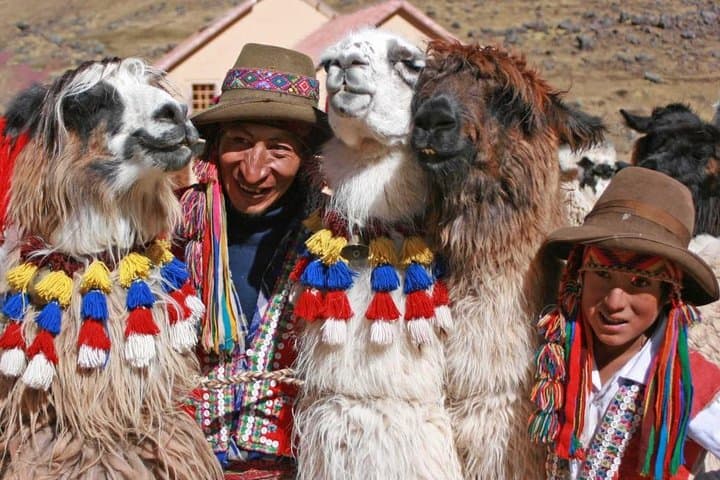 Pitumarca Route to Rainbow Mountain: Full-Day Winicunca Trek from Cusco photo 4