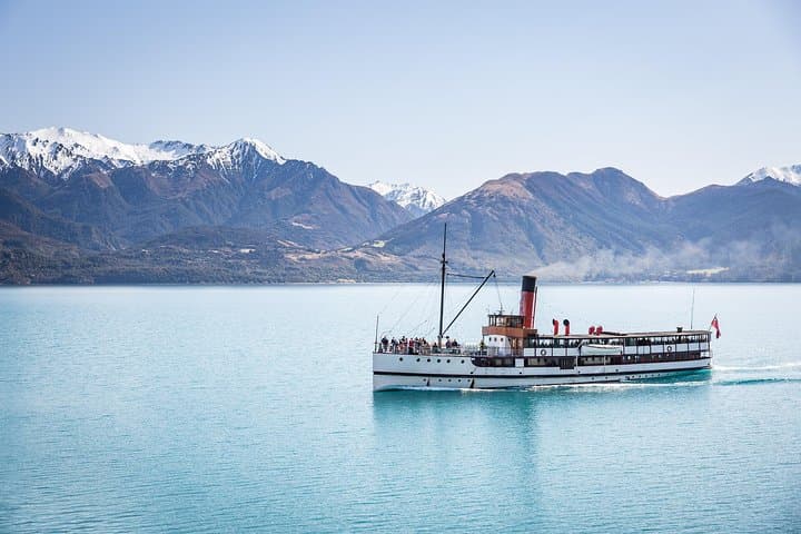 TSS Earnslaw Steamship Cruise on Lake Wakatipu — Queenstown Scenic Cruise