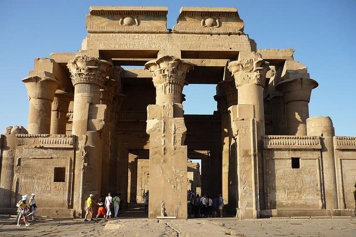 Nile Cruise from Luxor to Aswan with Abu Simbel: 4-Day Cultural Cruise with Train Tickets photo 4