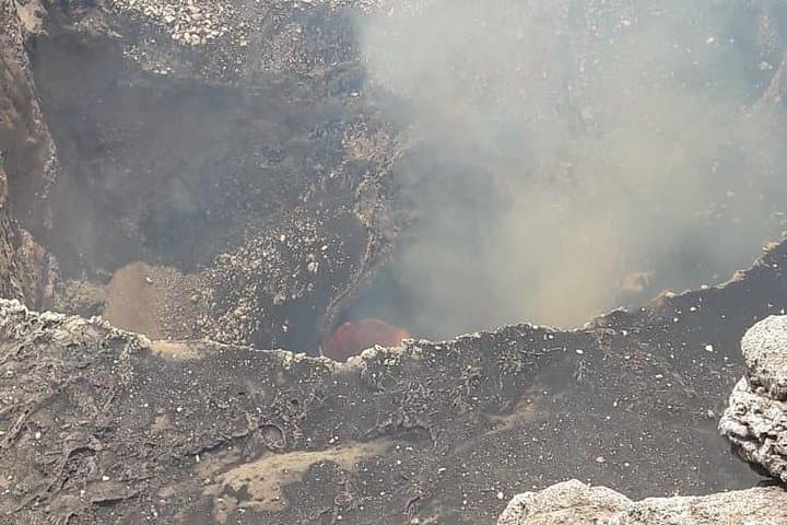 Exploring Nicaragua’s Apoyo Lagoon, Masaya Volcano & Mombacho Volcano: A Day of Volcanic Wonders and Pristine Waters photo 3