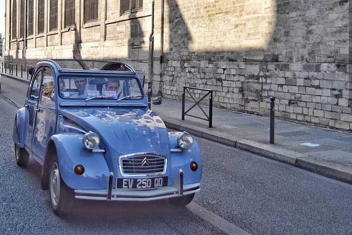 Vintage 2CV Secrets Tour: 3-Hour Paris City Drive photo 6