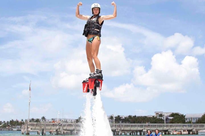 Nusa Dua Flyboard and Parasailing: Jet-Powered Watersport Package photo 3