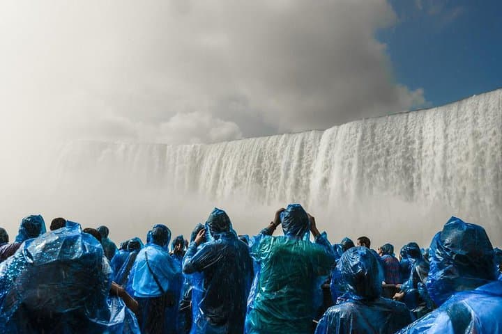 Helicopter Day Trip to Niagara Falls from Manhattan — Scenic Roundtrip Excursion photo 4