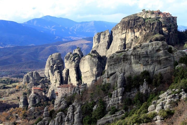 Private Meteora Monasteries Day Tour from Athens with Lunch & Thermopylae Stop photo 3