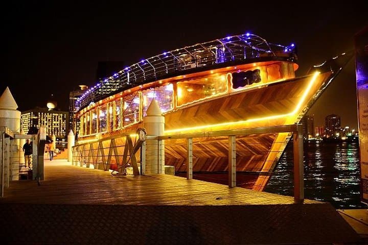Dubai Super Saver: Desert Camp 4x4 Safari and Traditional Dhow Dinner Cruise photo 4