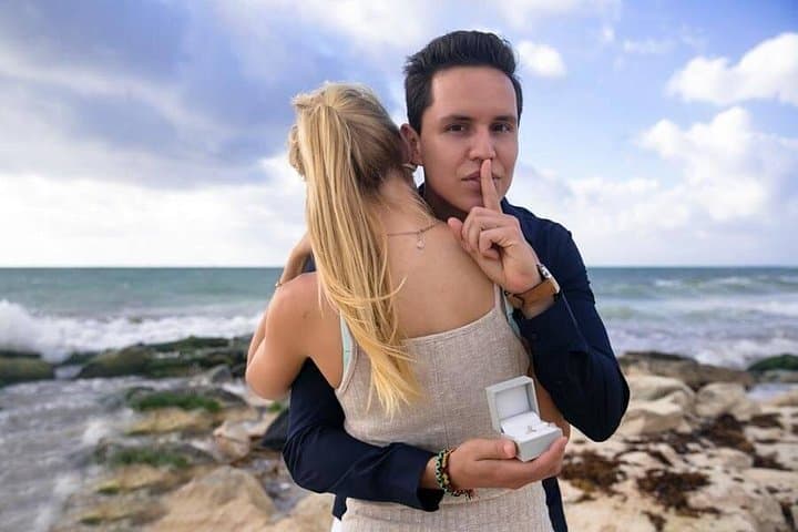 Private Photo Session in Tulum — Local Photographer for Ruins & Beach Portraits photo 2