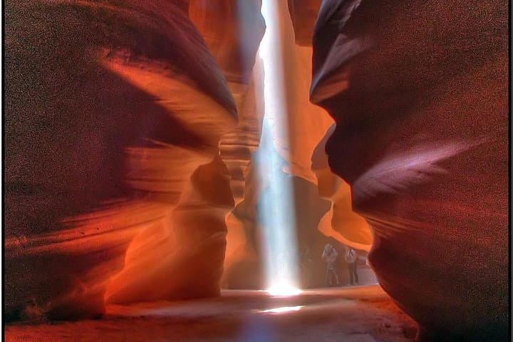 Antelope Slot Canyon & Horseshoe Bend Day Tour from Flagstaff — Slot-Canyon Sunbeams and River Views photo 4