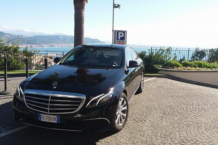 Day Trip from Rome to the Amalfi Coast by Minivan: Positano, Amalfi & Ravello in One Day photo 1