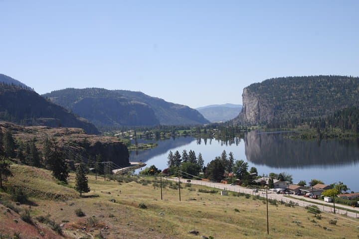 Vaseux Lake Discovery Tour: Okanagan Valley Birding, Grasslands & Boardwalk Walk photo 3