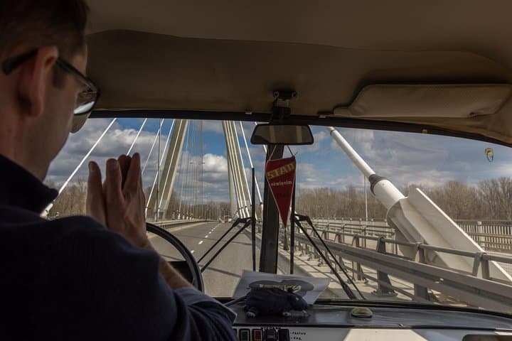 Off-the-Beaten-Path Warsaw: Retro Van Tour Along the Vistula and Hidden Courtyards photo 3