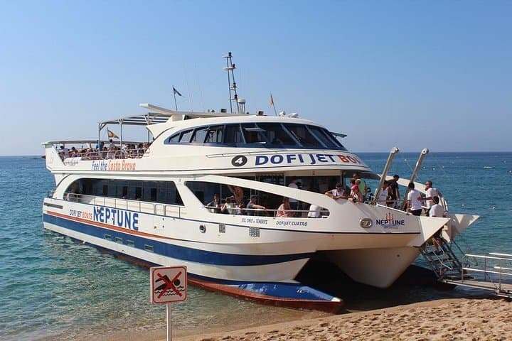Costa Brava Day Trip: Lloret de Mar & Tossa de Mar Boat Tour from Barcelona photo 3