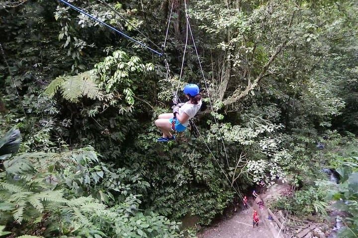 La Fortuna Rafting and Canyoning: Full-Day Class II–III Raft & Rappel Adventure photo 3