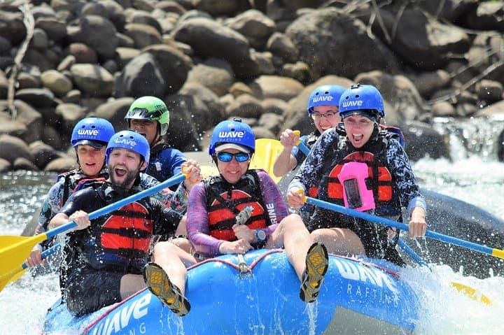 Balsa River Whitewater Rafting from La Fortuna — Class II–III Adventure photo 4