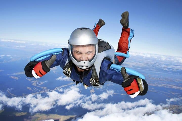 Tandem Skydiving at 10,000 Feet — Extreme Skydiver Ecuador photo 5