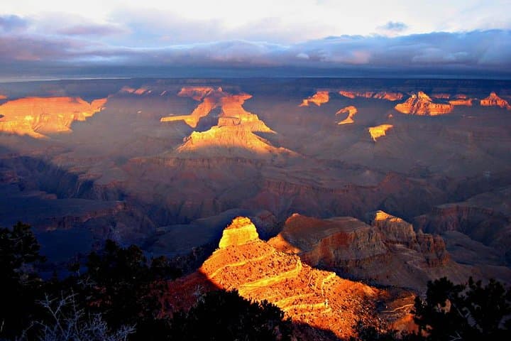 Grand Canyon Sunset Tour from Sedona: Experience the Canyon’s Colors at Dusk photo 2