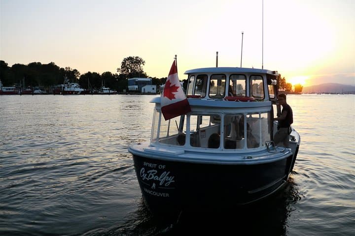 False Creek Ferry Day Pass — Hop-on Hop-off to Granville Island, Yaletown & Kitsilano photo 5